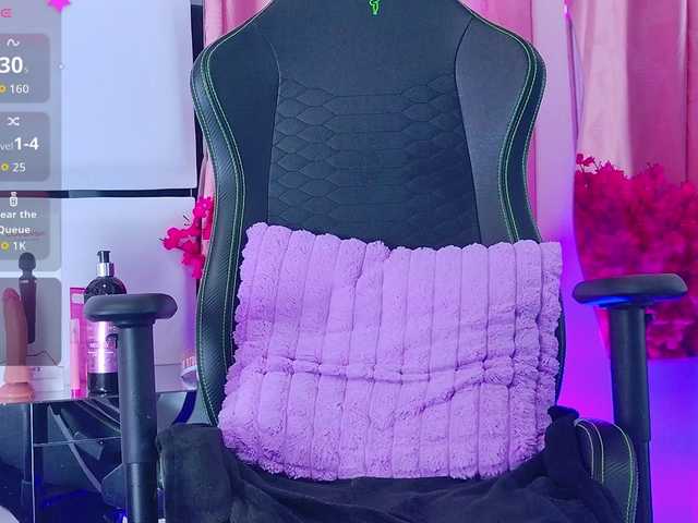 MiaSton live cam on BongaCams