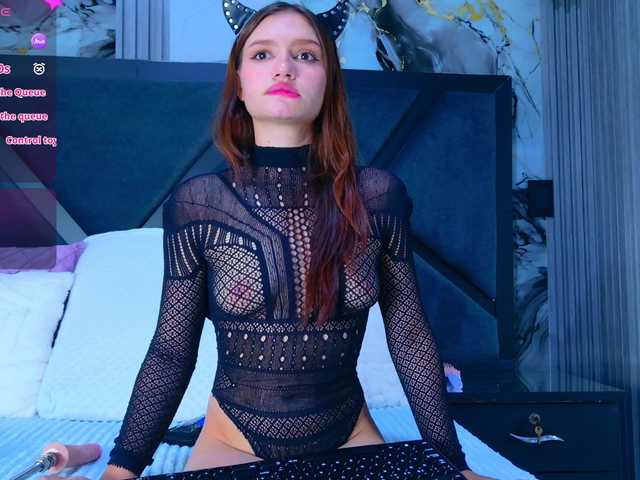 MiaSton live cam on BongaCams