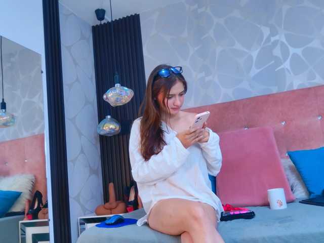 MiaSton live cam on BongaCams