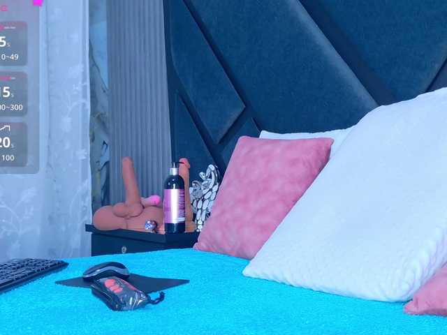 MiaSton live cam on BongaCams
