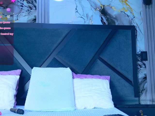 MiaSton live cam on BongaCams
