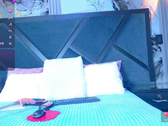 MiaSton live cam on BongaCams