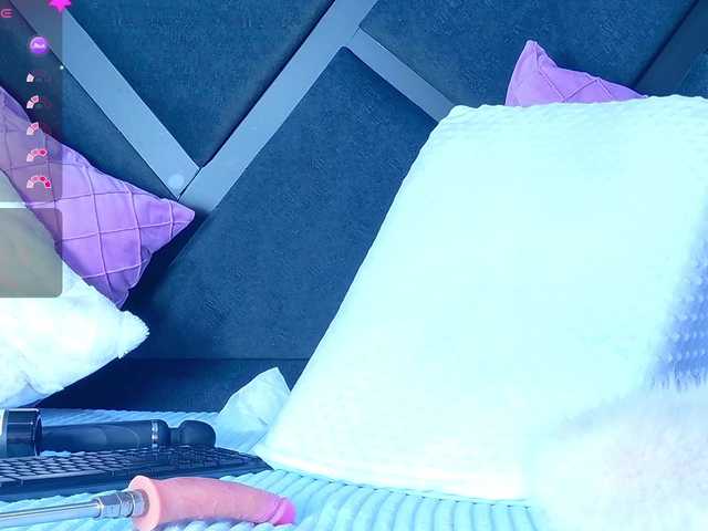 MiaSton live cam on BongaCams