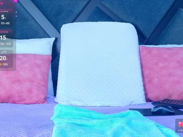 MiaSton live cam on BongaCams