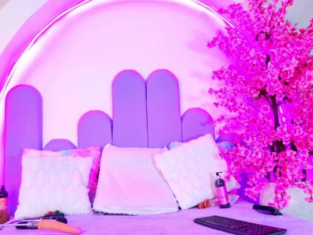 MiaSton live cam on BongaCams