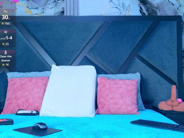 MiaSton live cam on BongaCams