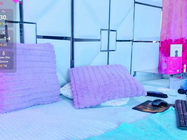 MiaSton live cam on BongaCams
