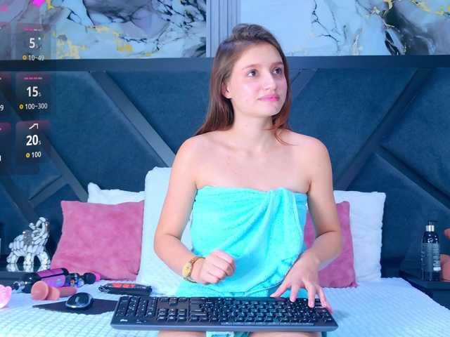 MiaSton live cam on BongaCams