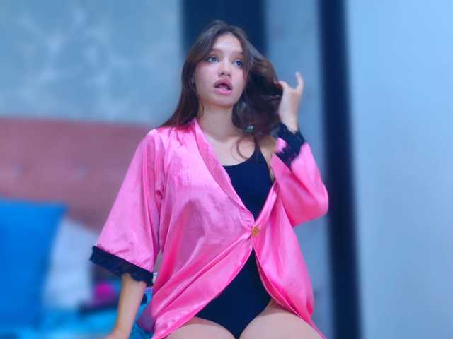 MiaSton live cam on BongaCams