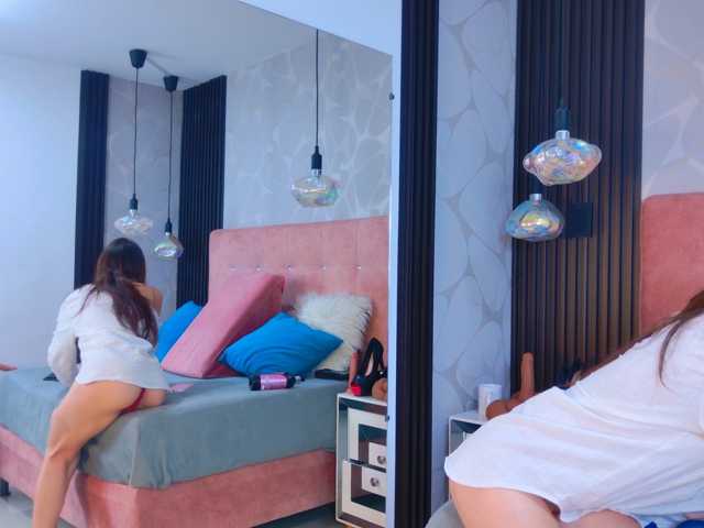 MiaSton live cam on BongaCams