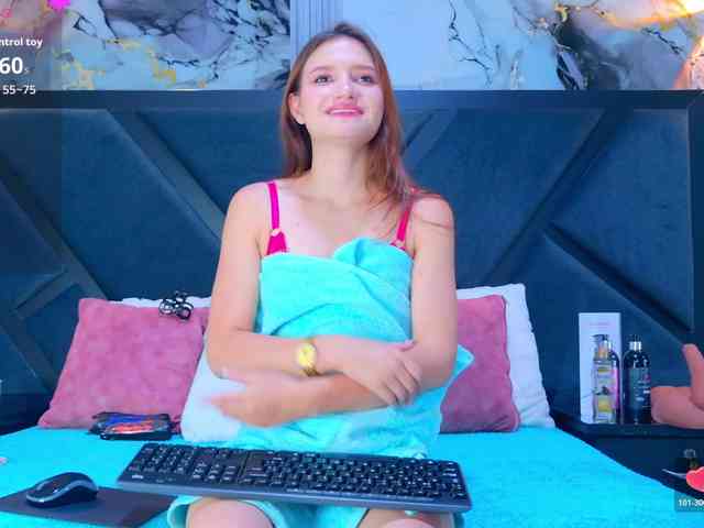 MiaSton Live Webcam on BongaCams