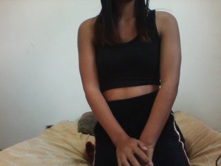 PrettyLie's Live Webcam