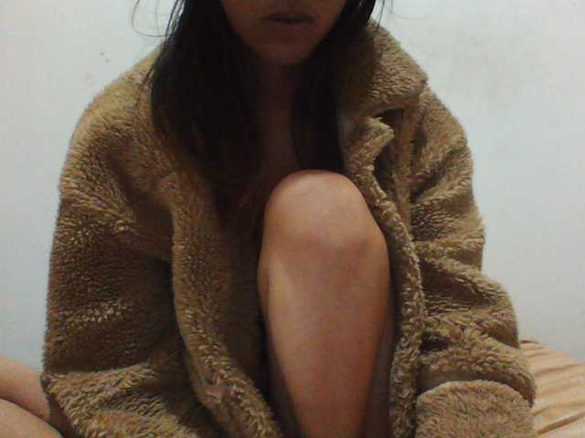 YoungLie69 live cam preview