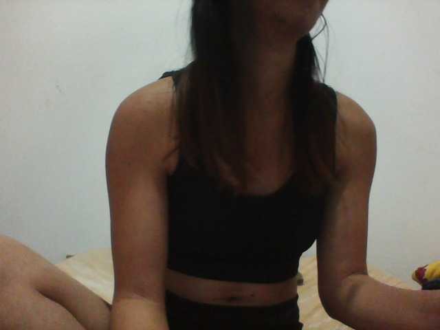 PrettyLie live cam on BongaCams