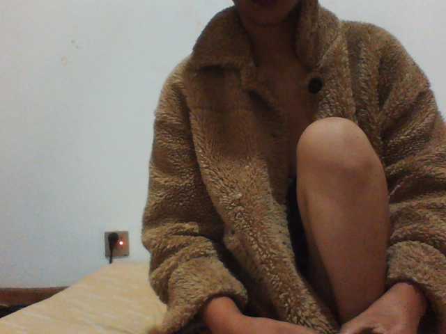 PrettyLie live cam on BongaCams