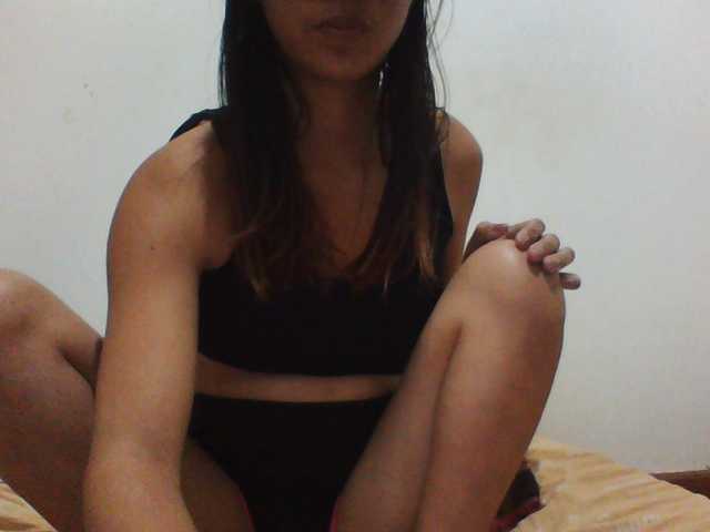 PrettyLie live cam on BongaCams