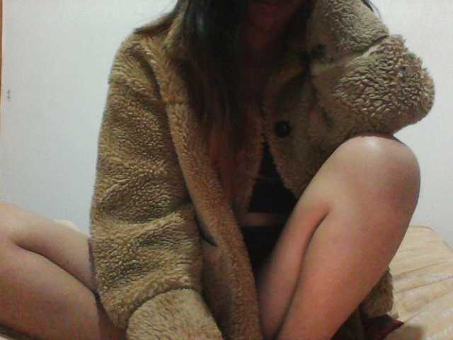 PrettyLie live cam on BongaCams
