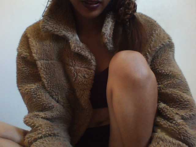 PrettyLie live cam on BongaCams
