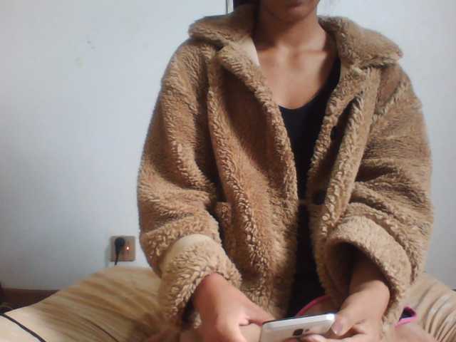 PrettyLie live cam on BongaCams