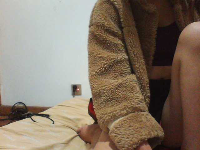 PrettyLie live cam on BongaCams