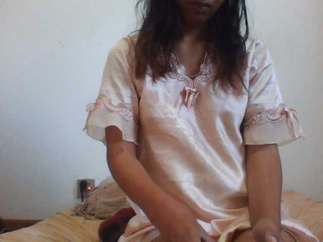 PrettyLie live cam on BongaCams