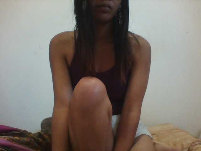 PrettyLie live cam on BongaCams
