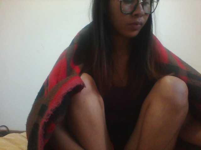 PrettyLie live cam on BongaCams
