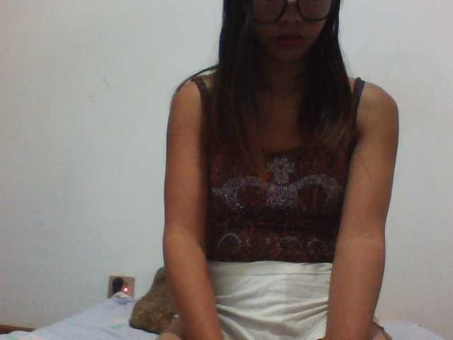PrettyLie live cam on BongaCams