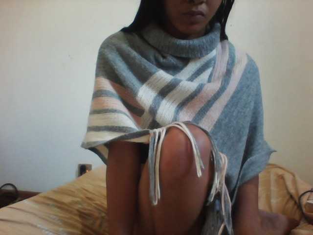 PrettyLie live cam on BongaCams