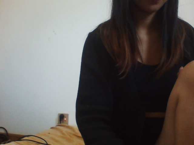 PrettyLie live cam on BongaCams