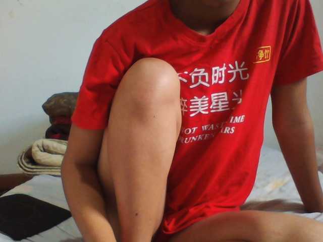 PrettyLie live cam on BongaCams