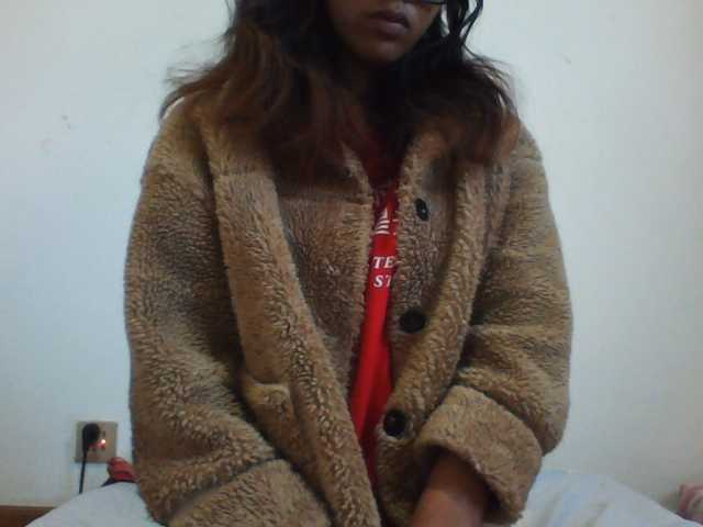 PrettyLie live cam on BongaCams