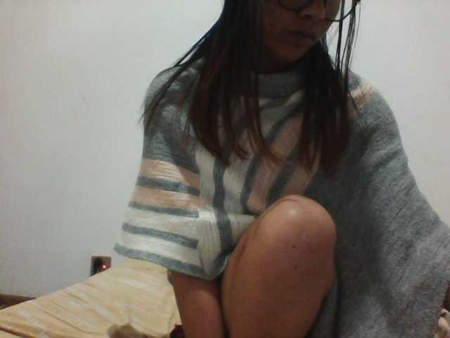 PrettyLie live cam on BongaCams