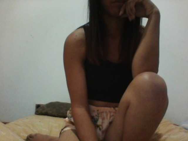 PrettyLie live cam on BongaCams