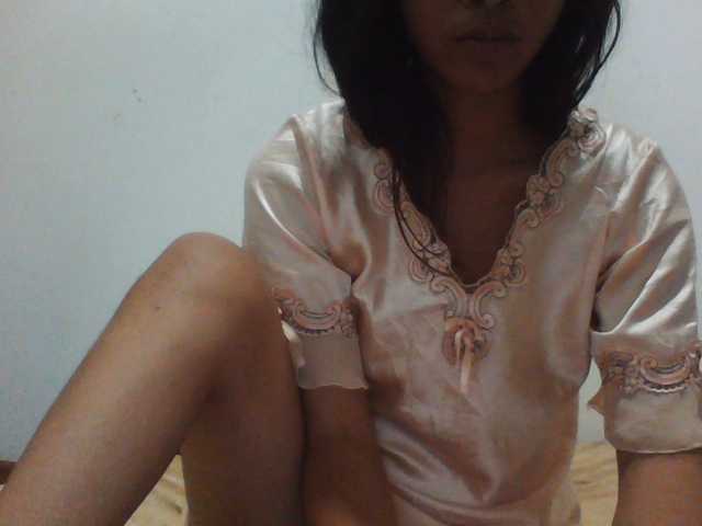 PrettyLie live cam on BongaCams