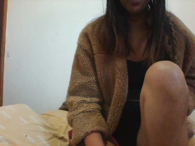 PrettyLie live cam on BongaCams