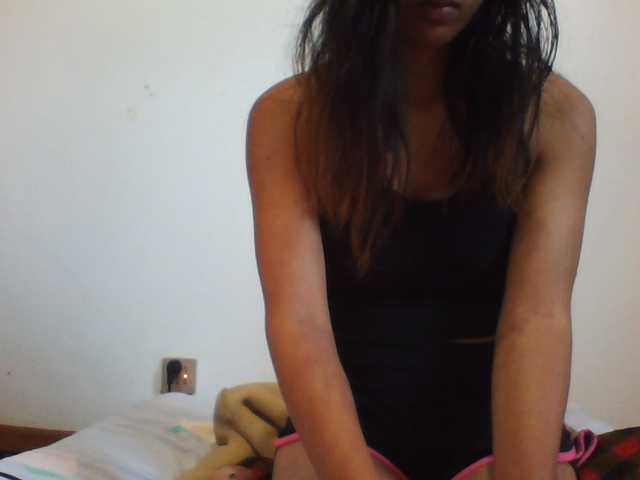 PrettyLie live cam on BongaCams