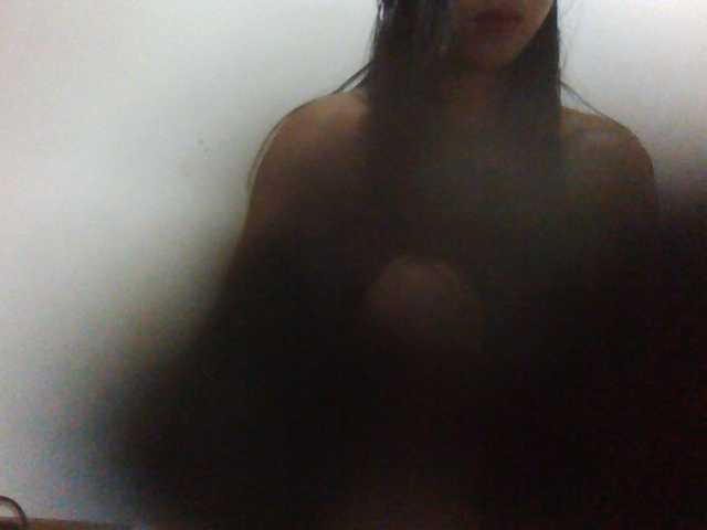 PrettyLie live cam on BongaCams