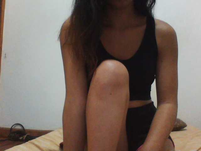 PrettyLie live cam on BongaCams