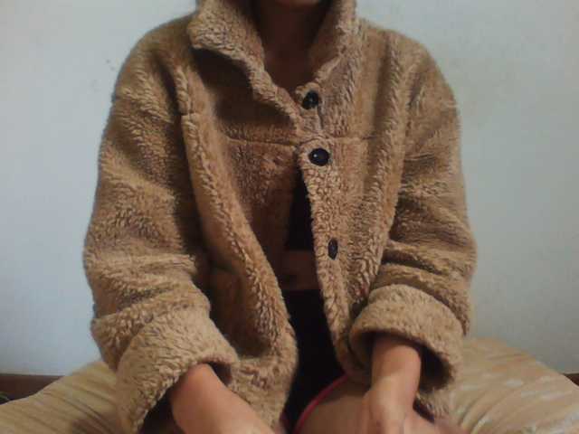 PrettyLie live cam on BongaCams