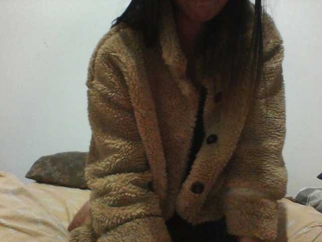 PrettyLie live cam on BongaCams