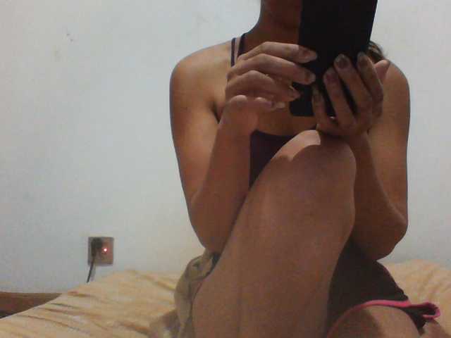 PrettyLie live cam on BongaCams
