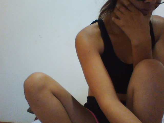 PrettyLie live cam on BongaCams