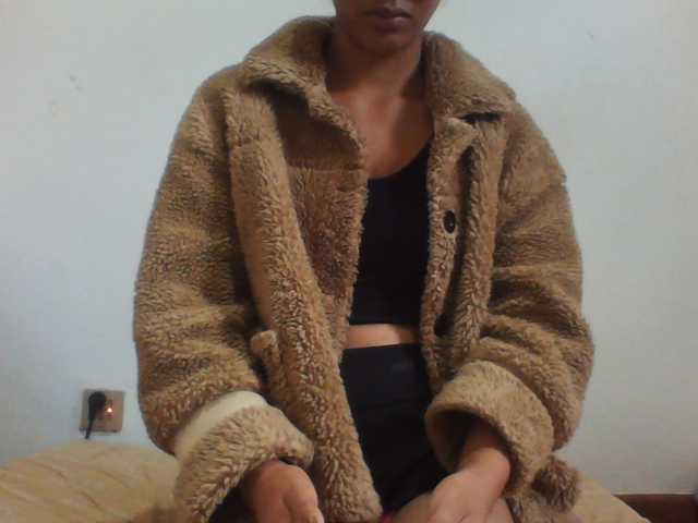 PrettyLie live cam on BongaCams