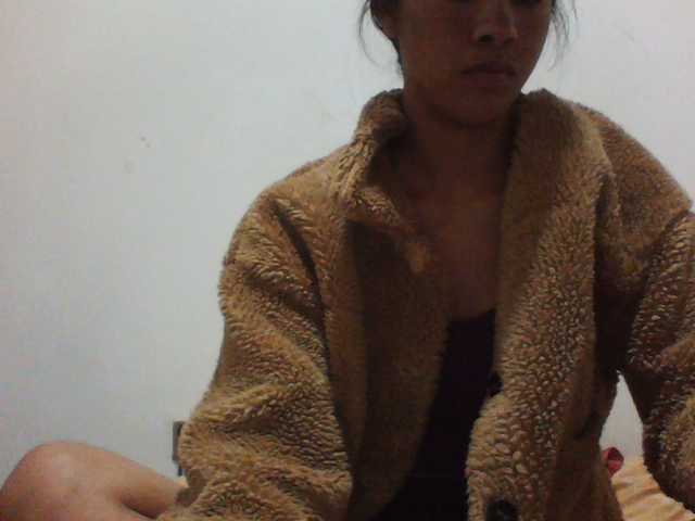 PrettyLie live cam on BongaCams