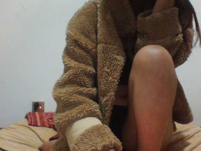 PrettyLie live cam on BongaCams