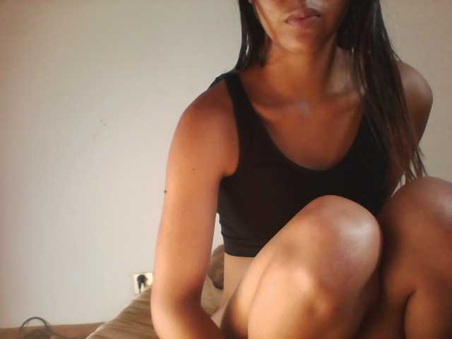 PrettyLie live cam on BongaCams