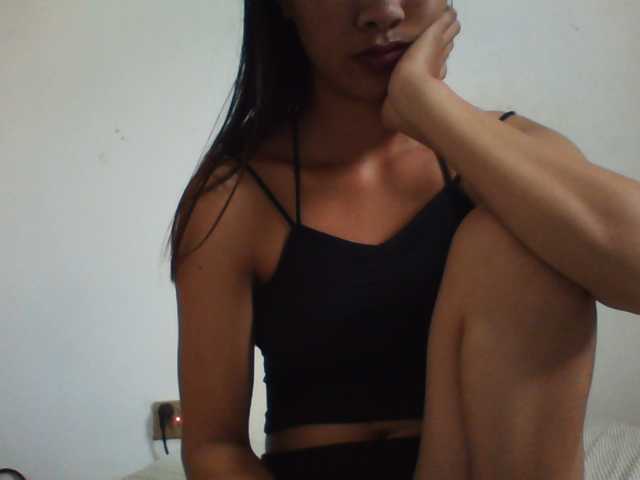 PrettyLie live cam on BongaCams