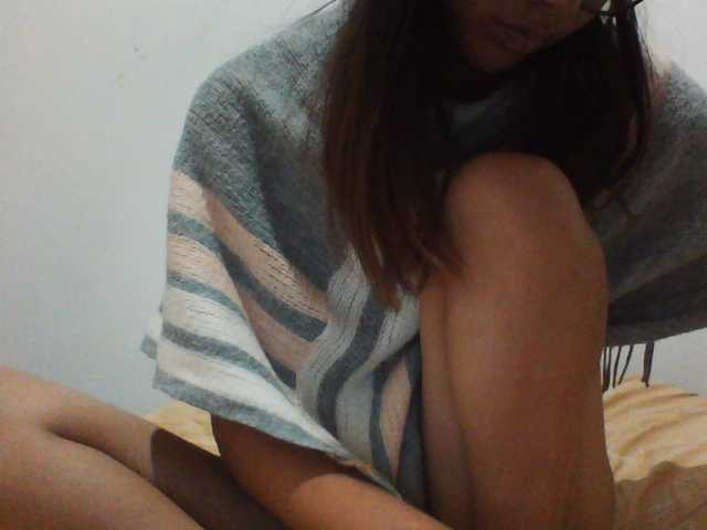 PrettyLie live cam on BongaCams