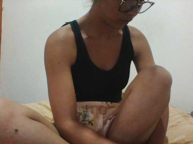 PrettyLie live cam on BongaCams